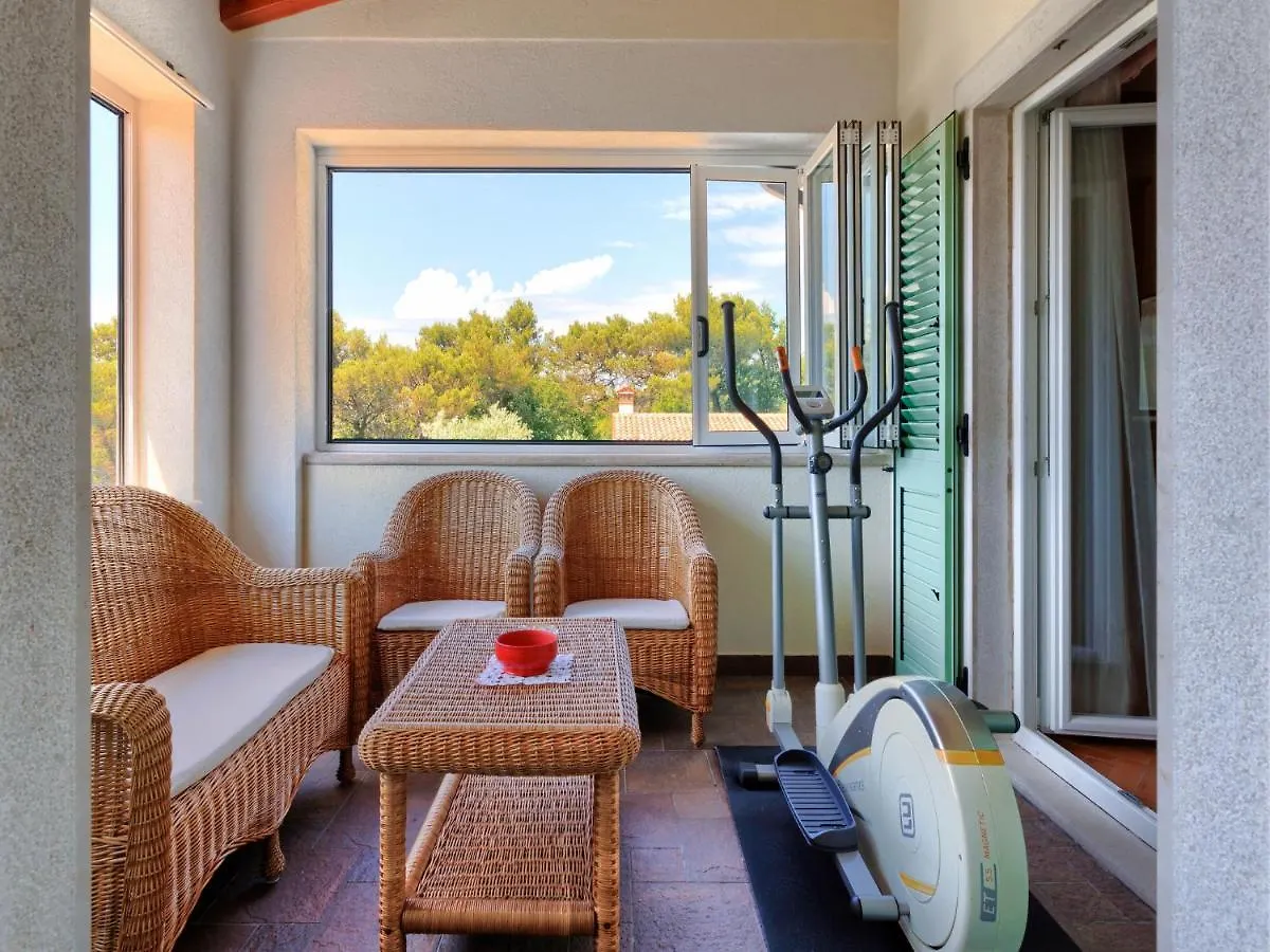 Trget Holiday Home Villa Dina By Interhome