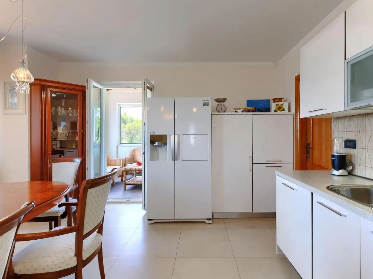 Trget Holiday Home Villa Dina By Interhome 0*,  קרואטיה